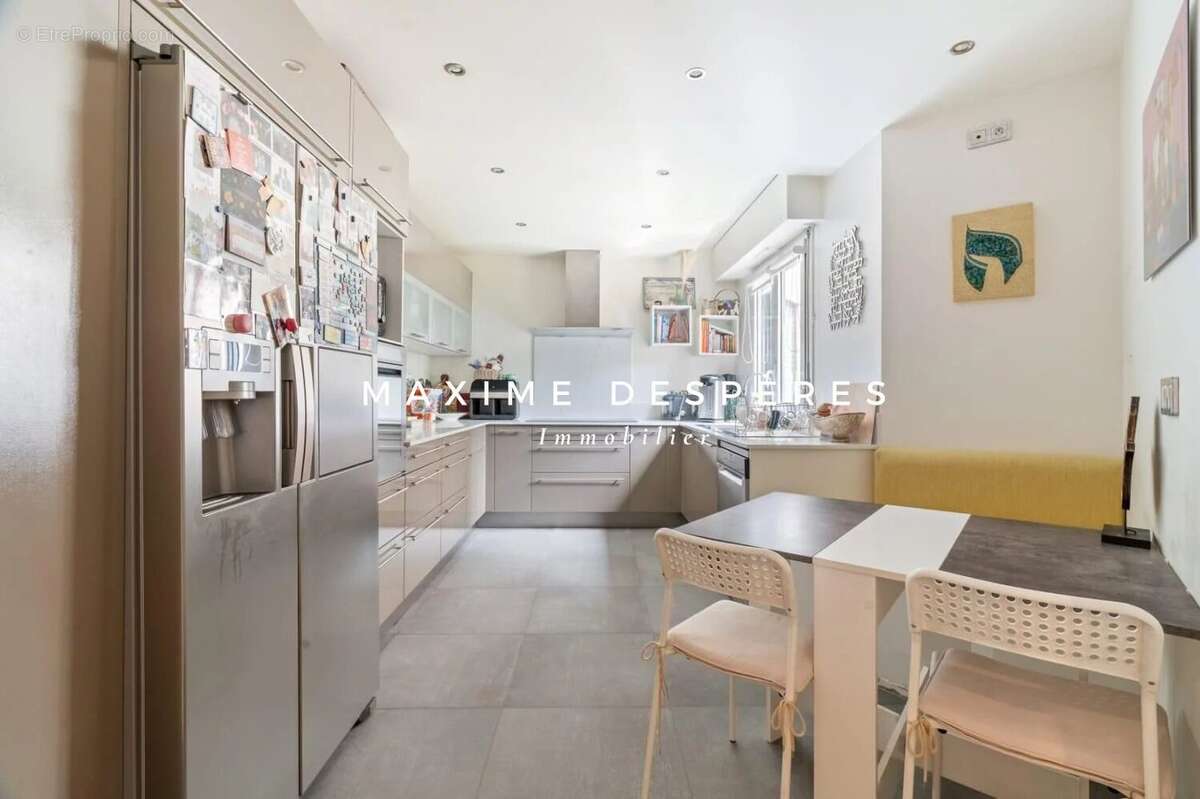 Appartement à LEVALLOIS-PERRET