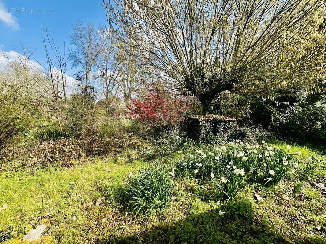 Maison à LAMONZIE-SAINT-MARTIN