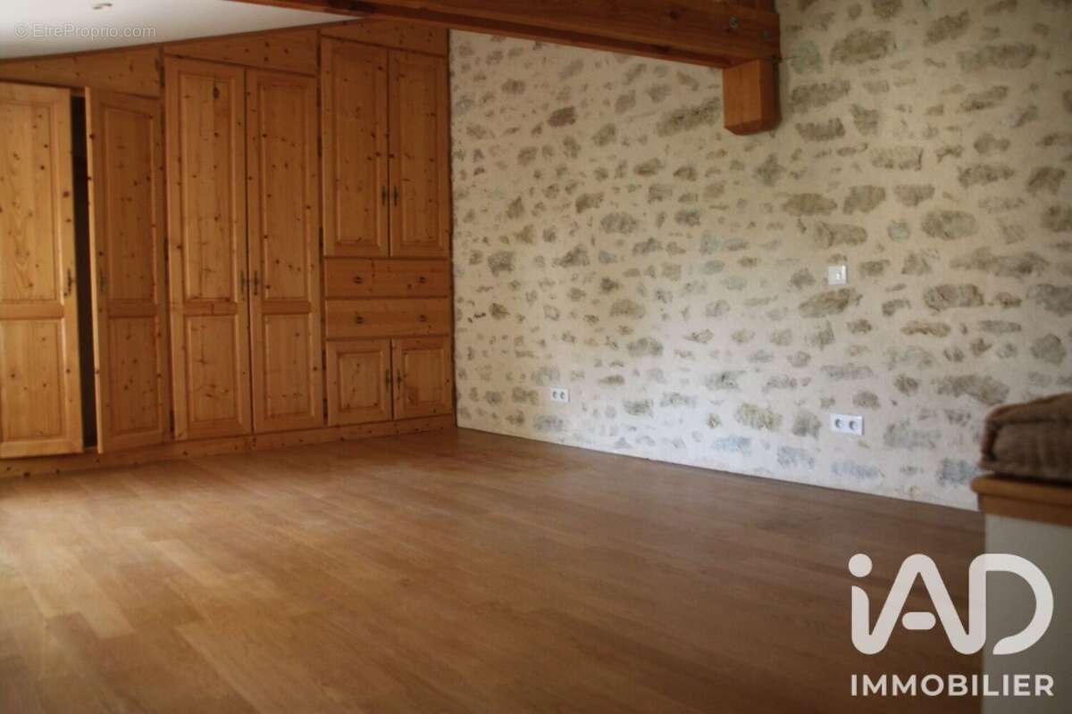 Maison 142 m² à Pellegrue  - photo 8