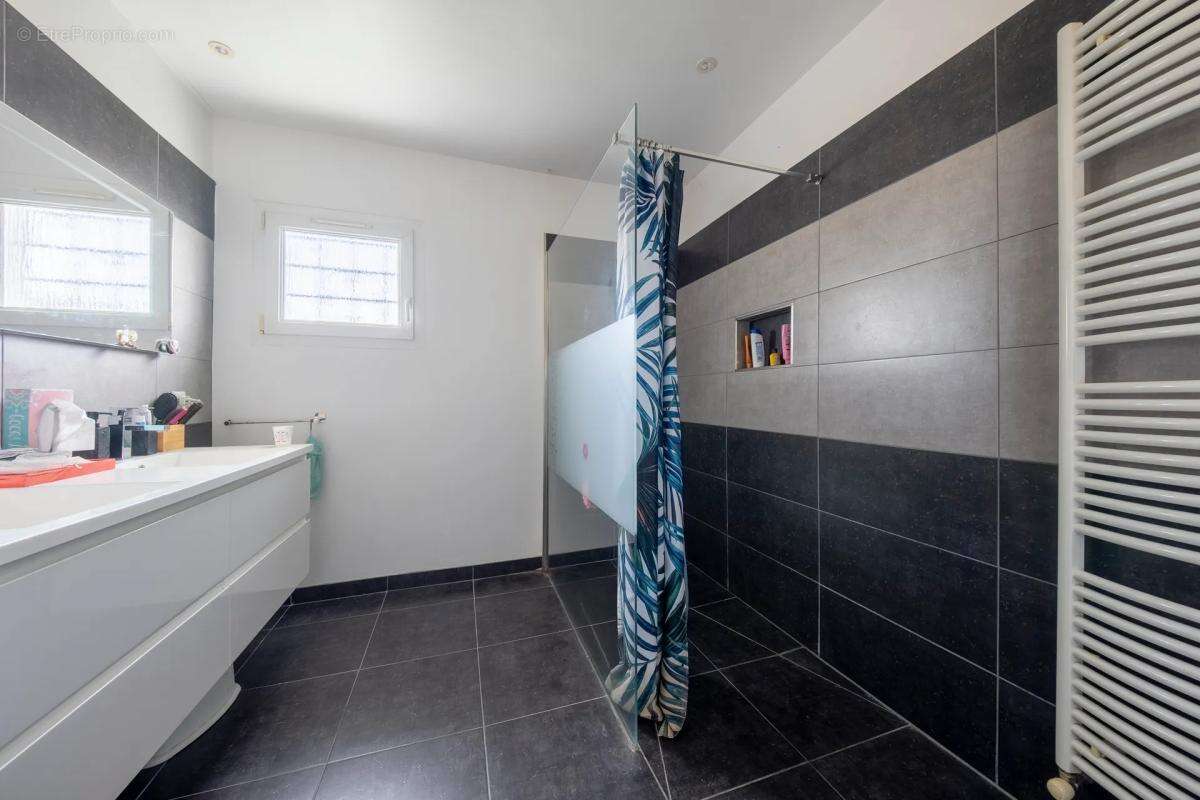 Maison à FENOUILLET