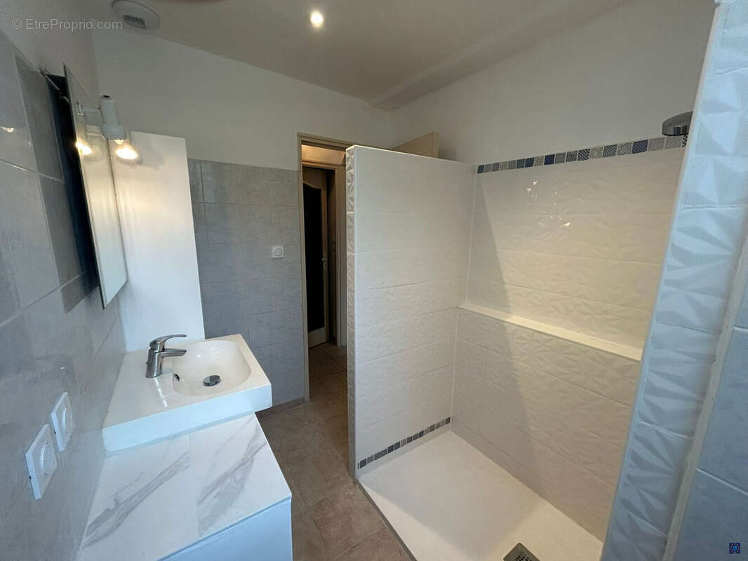 Maison à MORTAGNE-SUR-GIRONDE