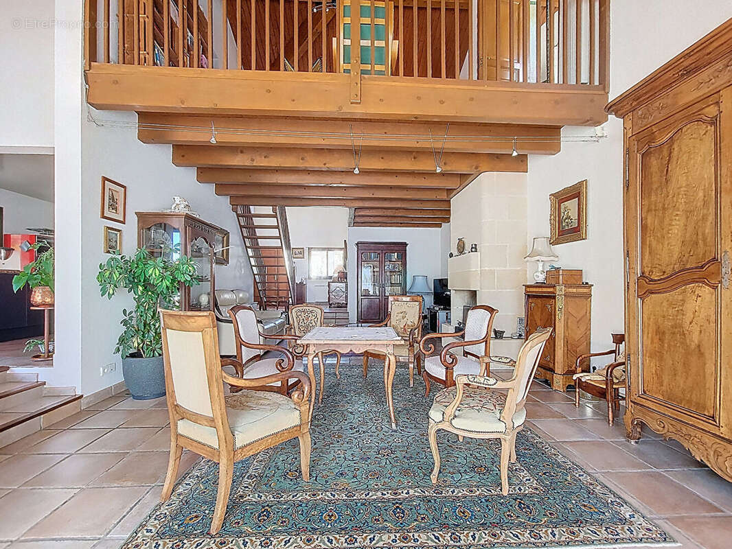 Maison à BLANQUEFORT