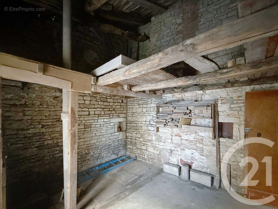 Maison 72 m² à Mansle  - photo 2