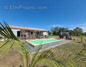 Maison à AUTHON-EBEON
