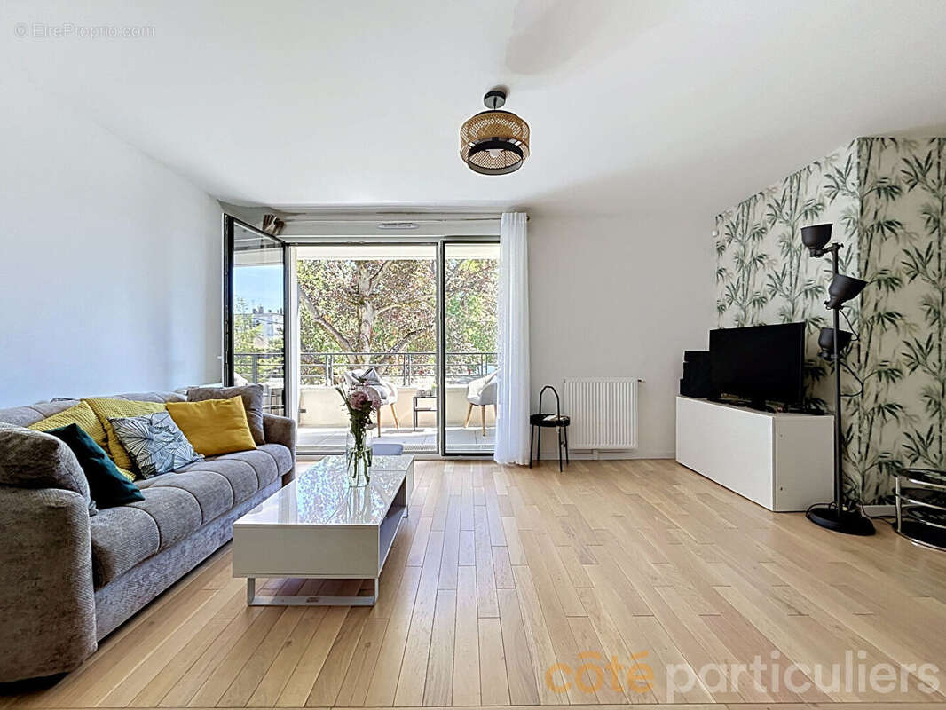 Appartement à SAINT-MAUR-DES-FOSSES