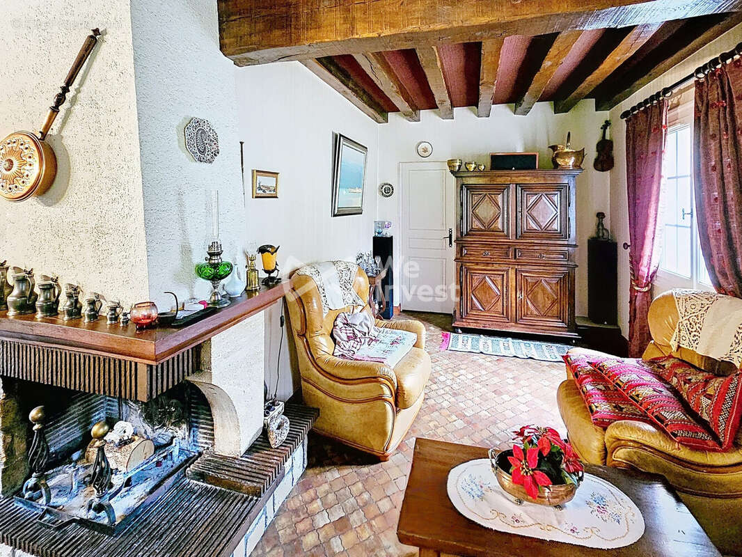 Maison à COURCY-AUX-LOGES