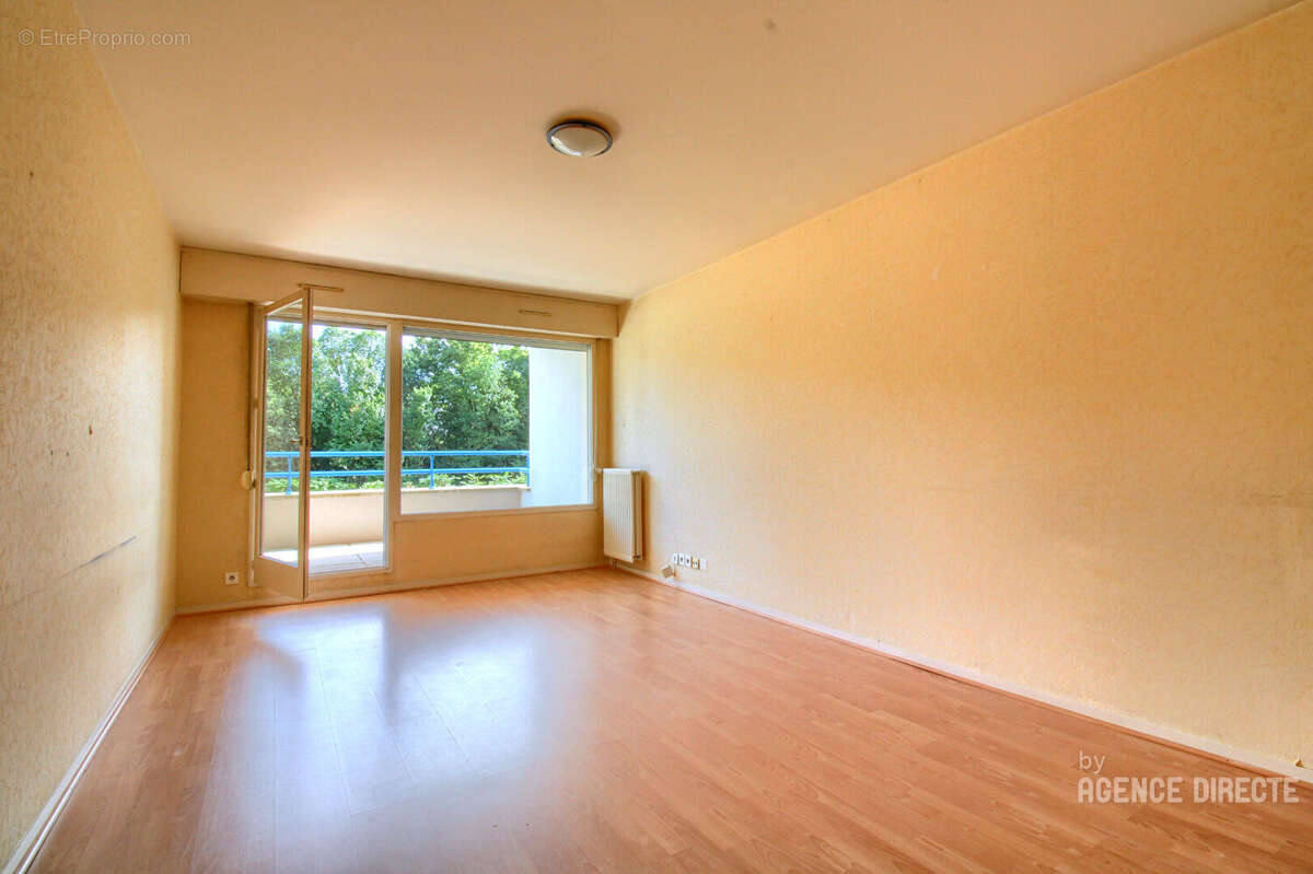 Appartement à SAINT-JACQUES-DE-LA-LANDE