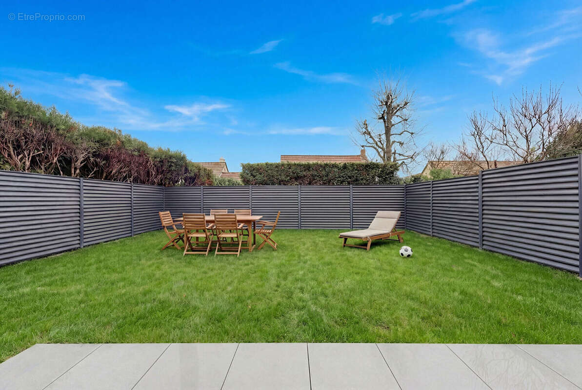 Maison à AUBERGENVILLE