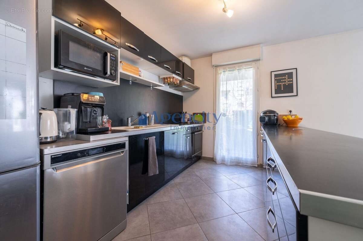 Appartement à LOGNES