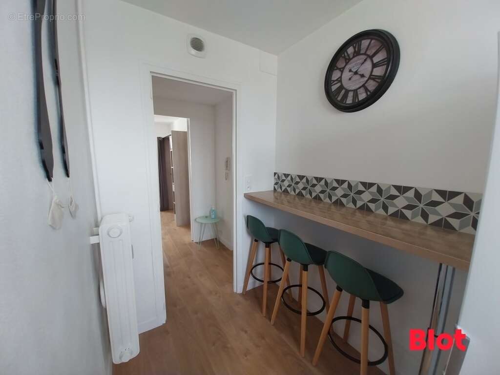 Appartement à SAINT-JACQUES-DE-LA-LANDE