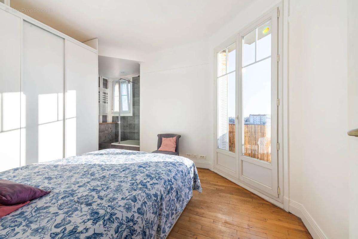 Appartement à COLOMBES