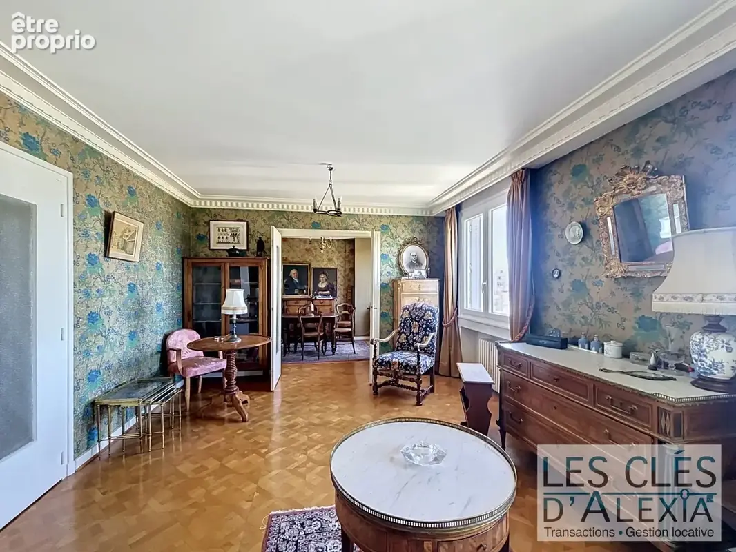 EXCLUSIVITÉ – LES CLÉS D’ALEXIA  Grand T5 de 117 m² – Vue imprenable sur Lyon ! - photo 16