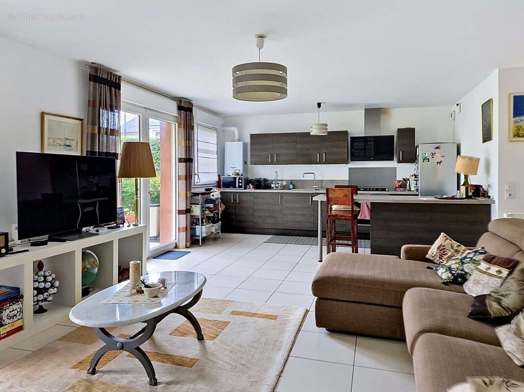 Cuisine salon - Appartement à CABOURG