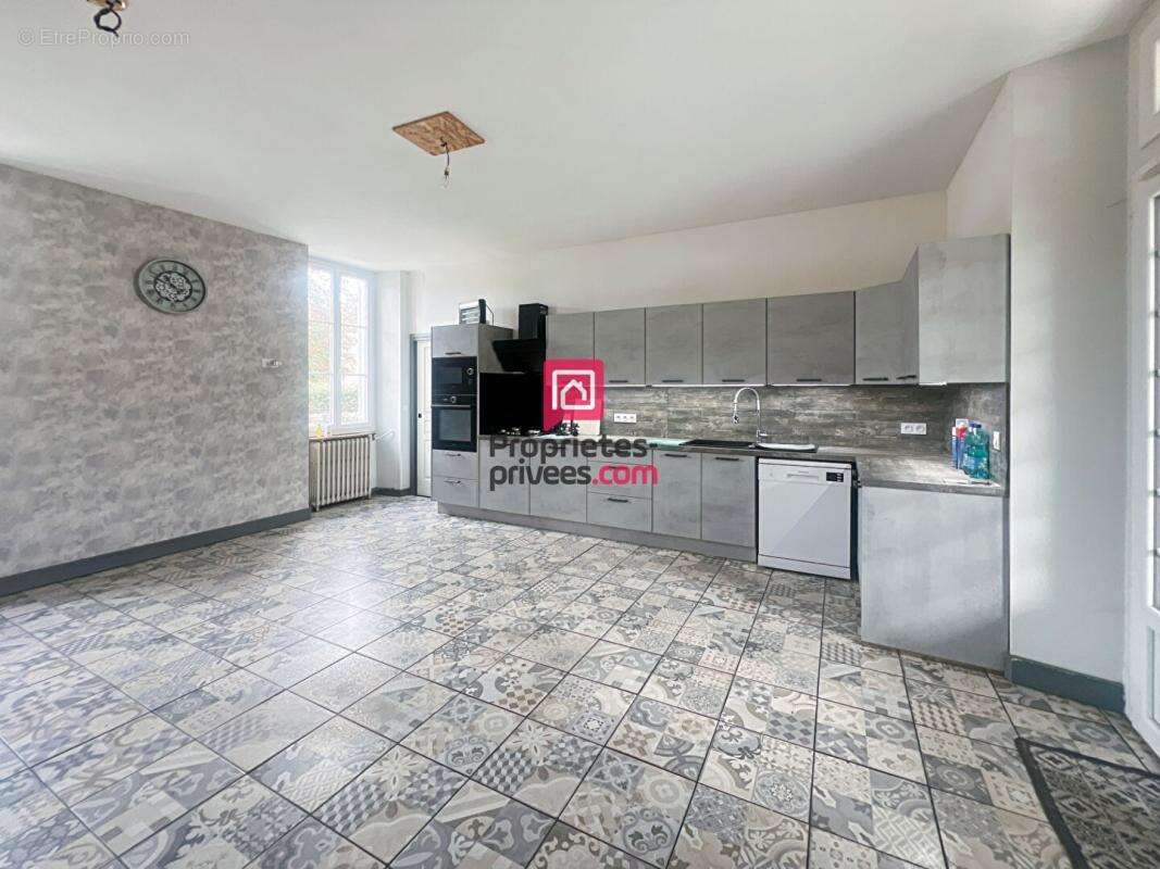 Maison à VILLANDRAUT