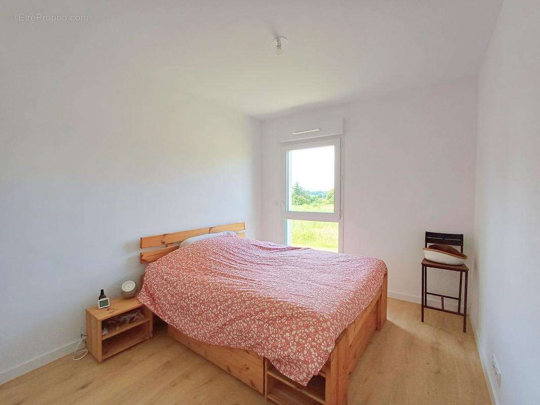 Appartement à LA CHAPELLE-DES-FOUGERETZ