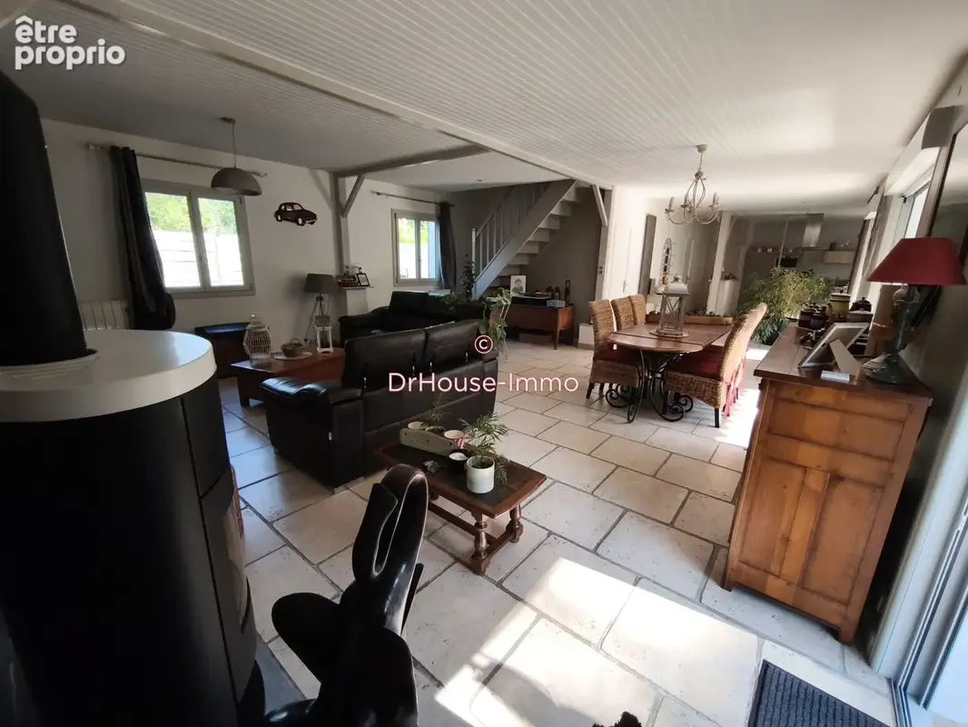 Maison 5 pièces 160 m² à vendre à Challes (72250) - photo 35