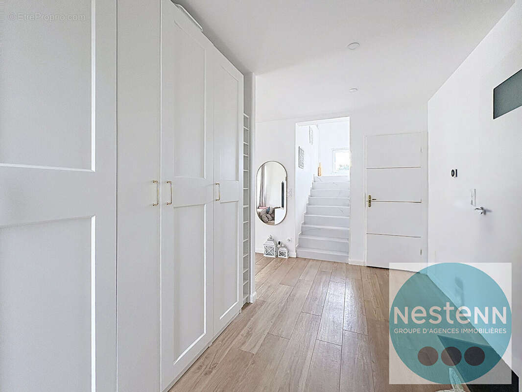 Maison à SAINT-PRYVE-SAINT-MESMIN