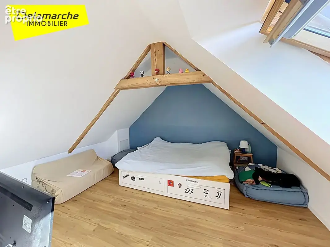 Maison à vendre 6 pièces avec dépendance à vendre  à SAINT PLANCHERS (50400) sur un terrain de 1590 m² - photo 10