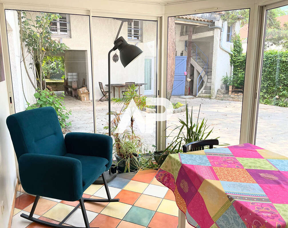 Maison à BOUFFEMONT