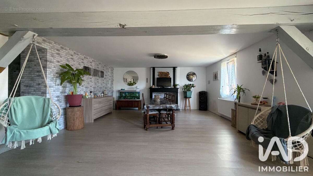 Maison 208 m² à Wassy  - photo 2