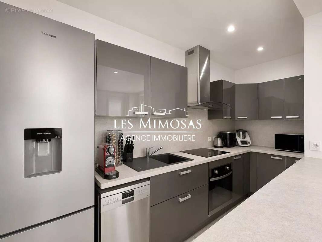 Appartement à FREJUS
