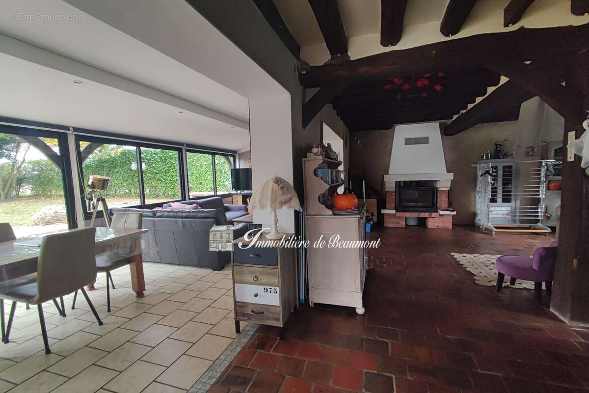 Maison à BEAUMONT-LE-ROGER