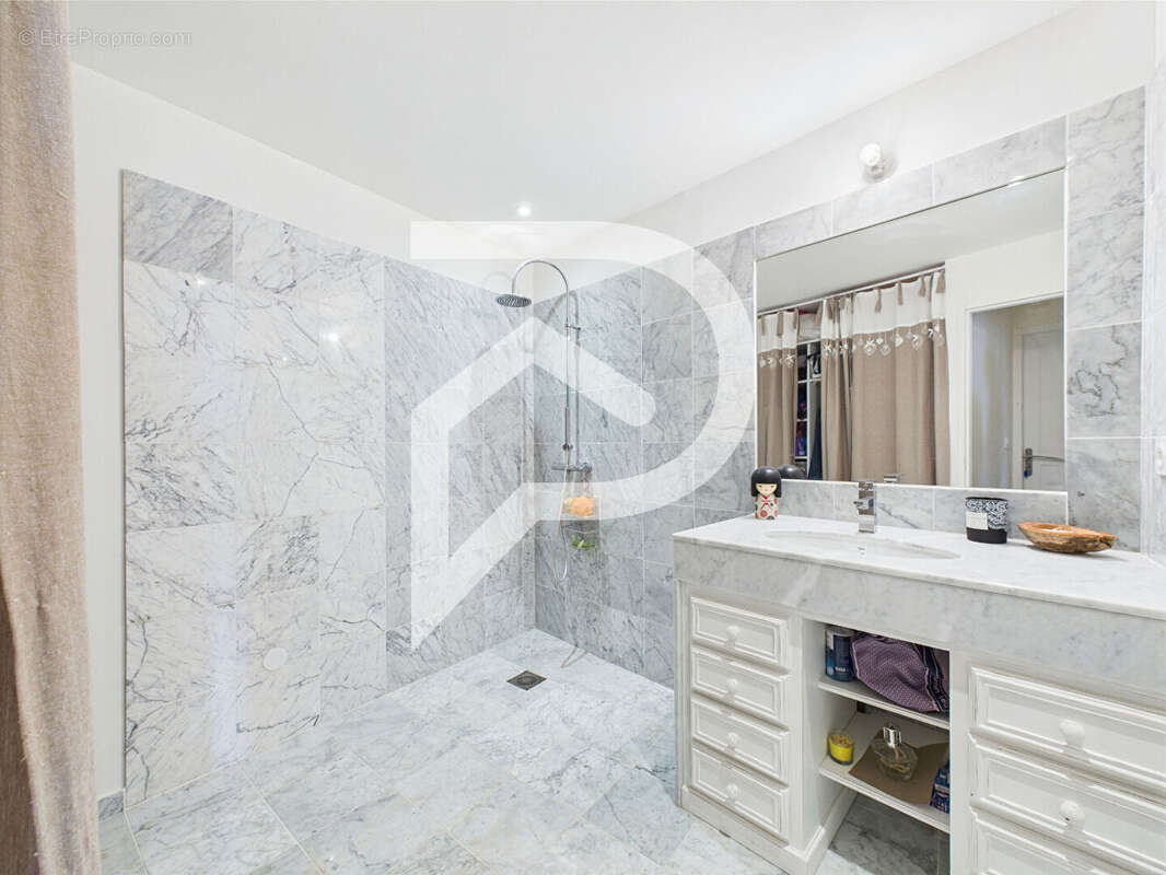 Maison à CLEON-D&#039;ANDRAN