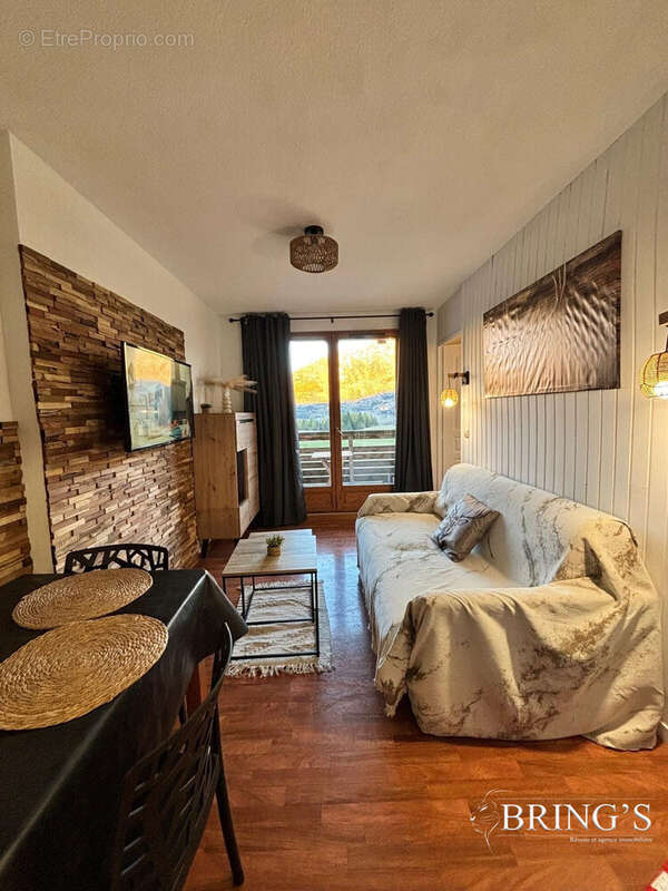 Appartement 27 m² à La Cluse  - photo 2