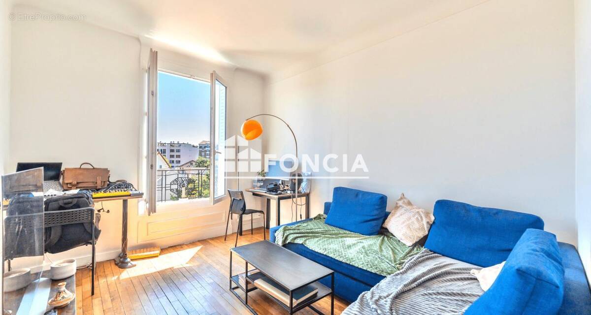 Appartement à COLOMBES