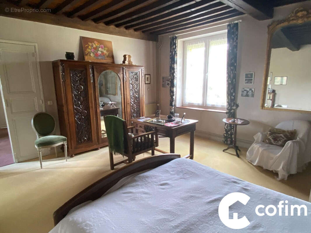 Maison 223 m² à Arros-De-Nay  - photo 8