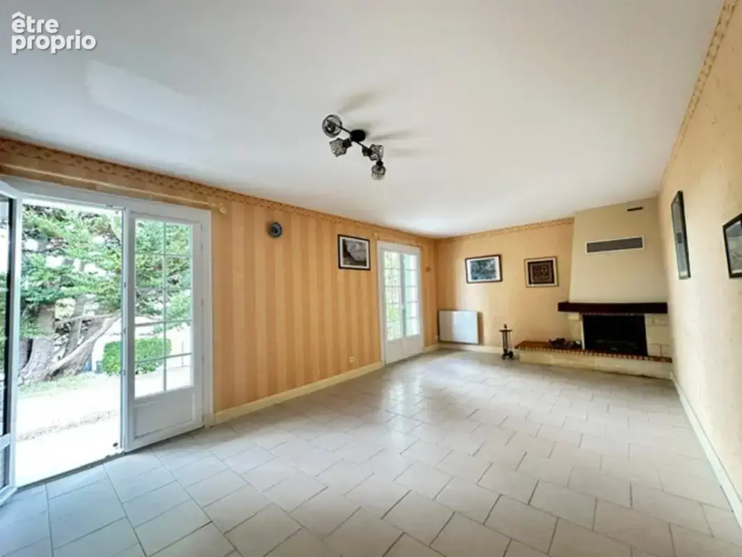  à vendre – jolie maison de plain-pied à voulgézac  - photo 2
