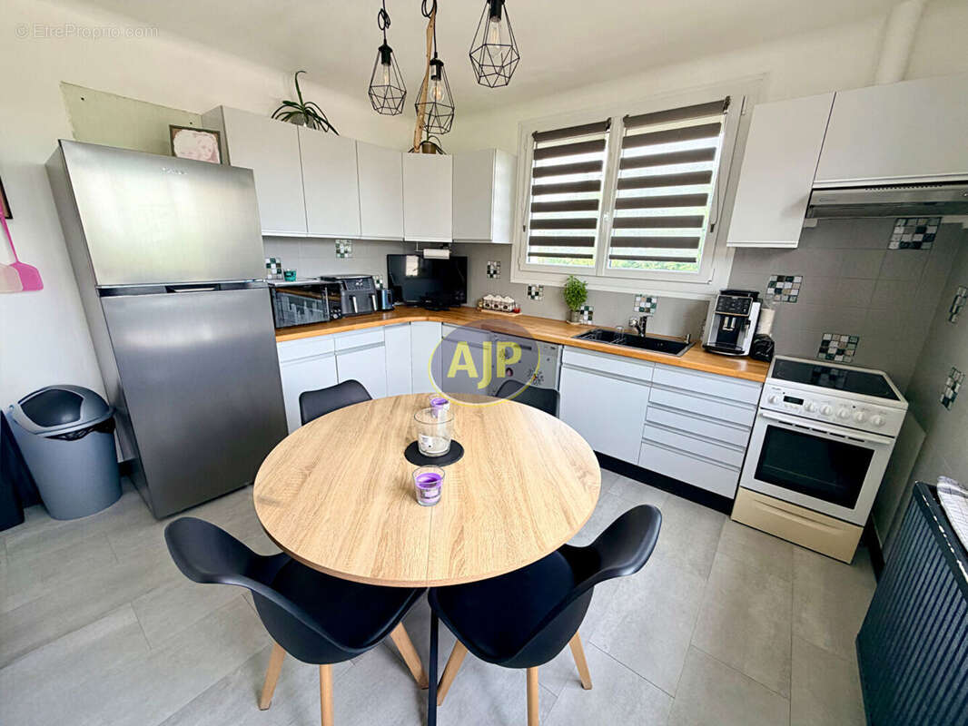 Maison Bourg Avessac - 6 pièces - 108 m2 - 1579 m2 Terrain - photo 7