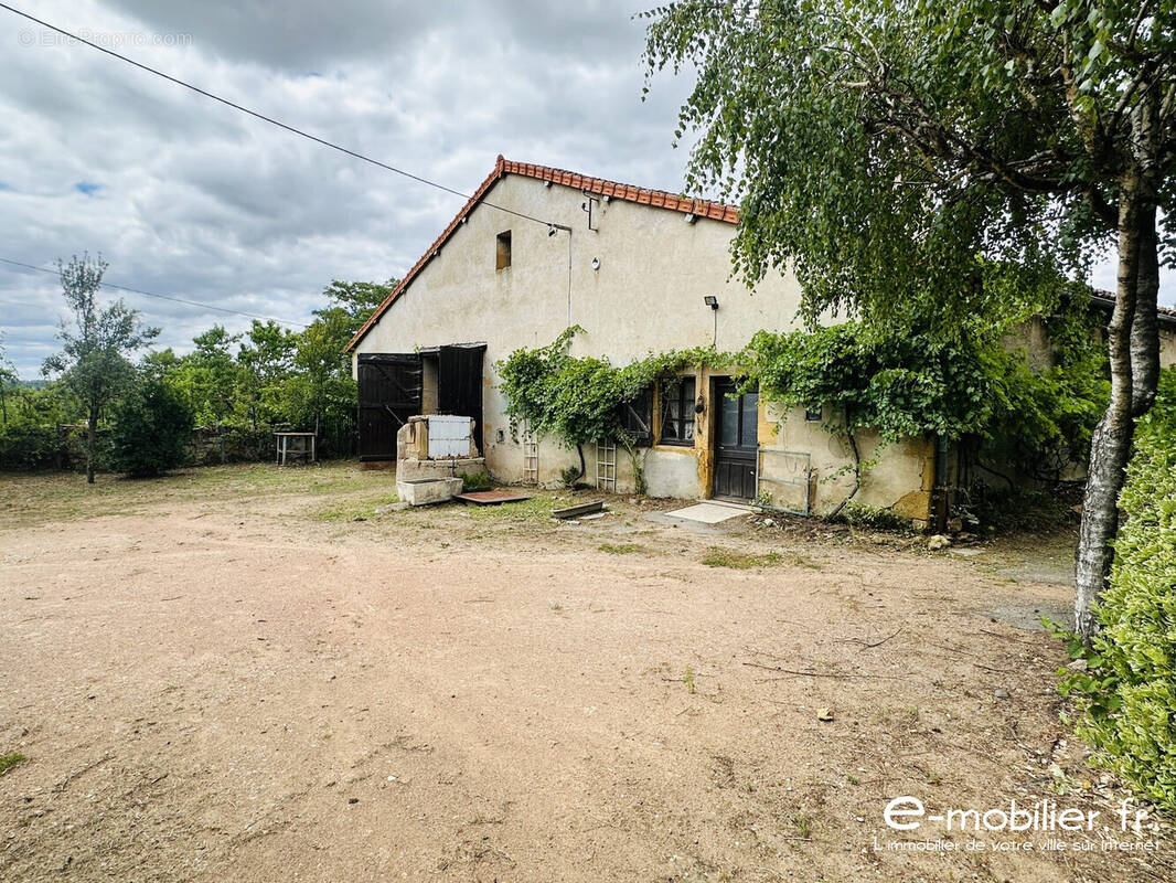 Maison 145 m² à Marcigny  - photo 4