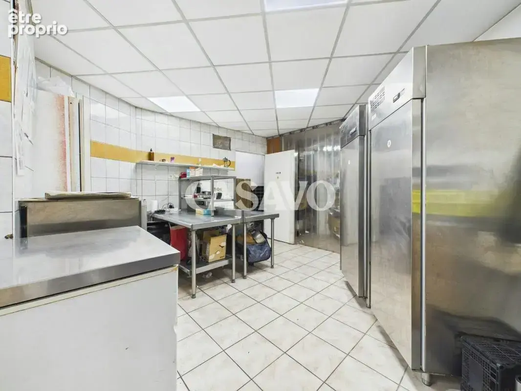 Vente mur et fond de local commercial - Saint-Lazare Havre-Caumartin - photo 8