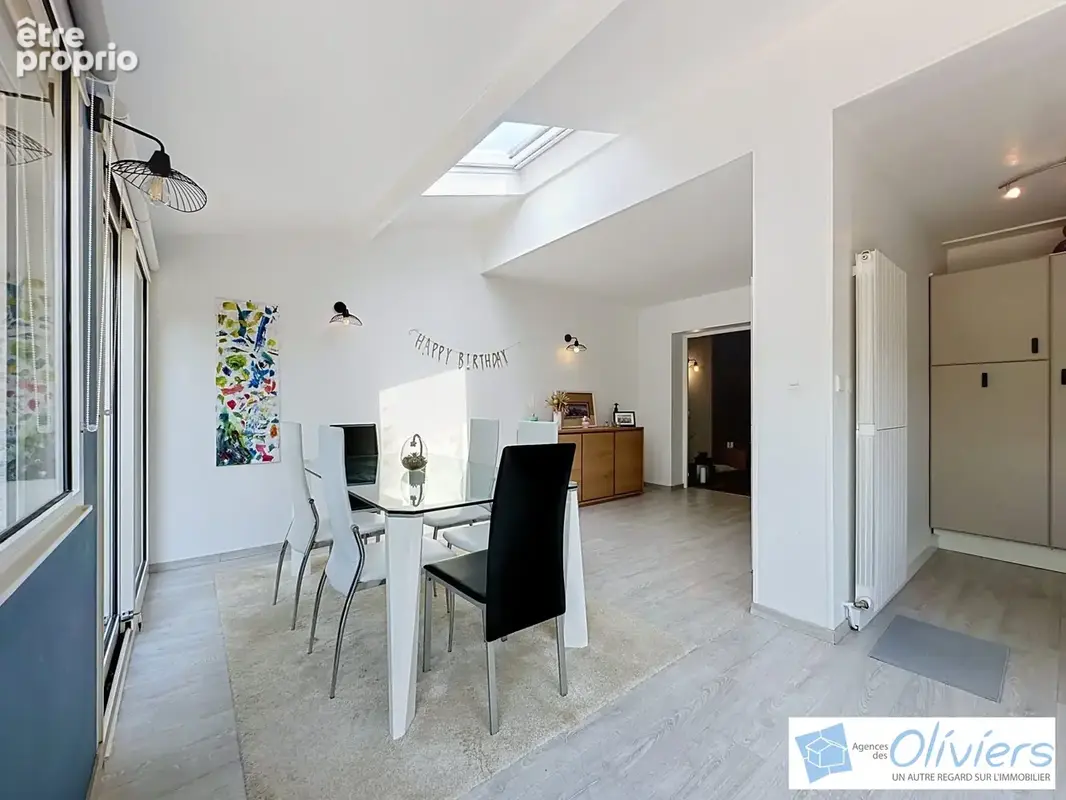 Maison 121 m² à Voisins-Le-Bretonneux  - photo 4