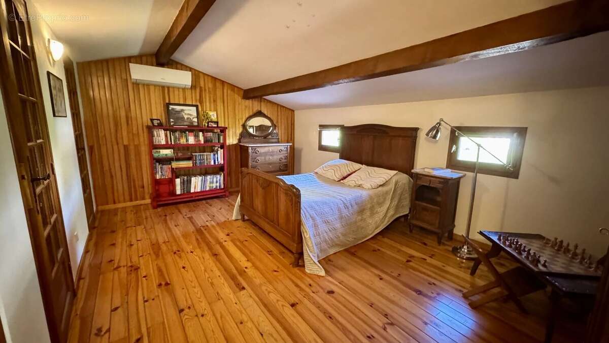 Maison à SOLLIES-PONT