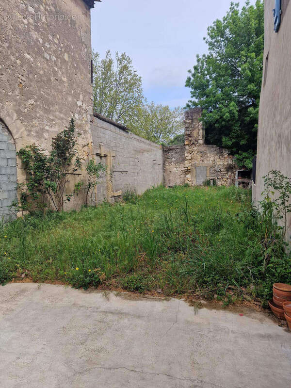 Maison à SALLES-D&#039;AUDE