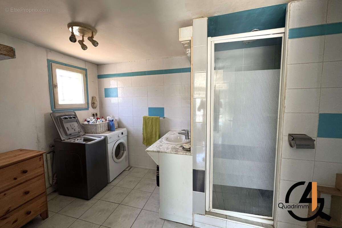 Maison à ESPONDEILHAN