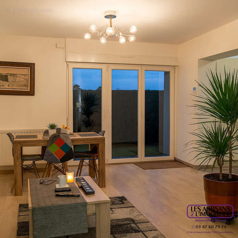 Appartement à VERNY