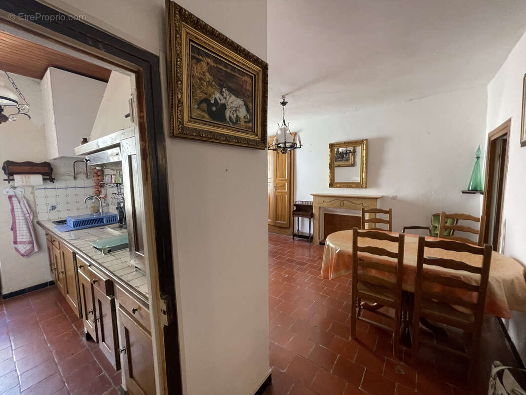 Maison de village avec cave - photo 9