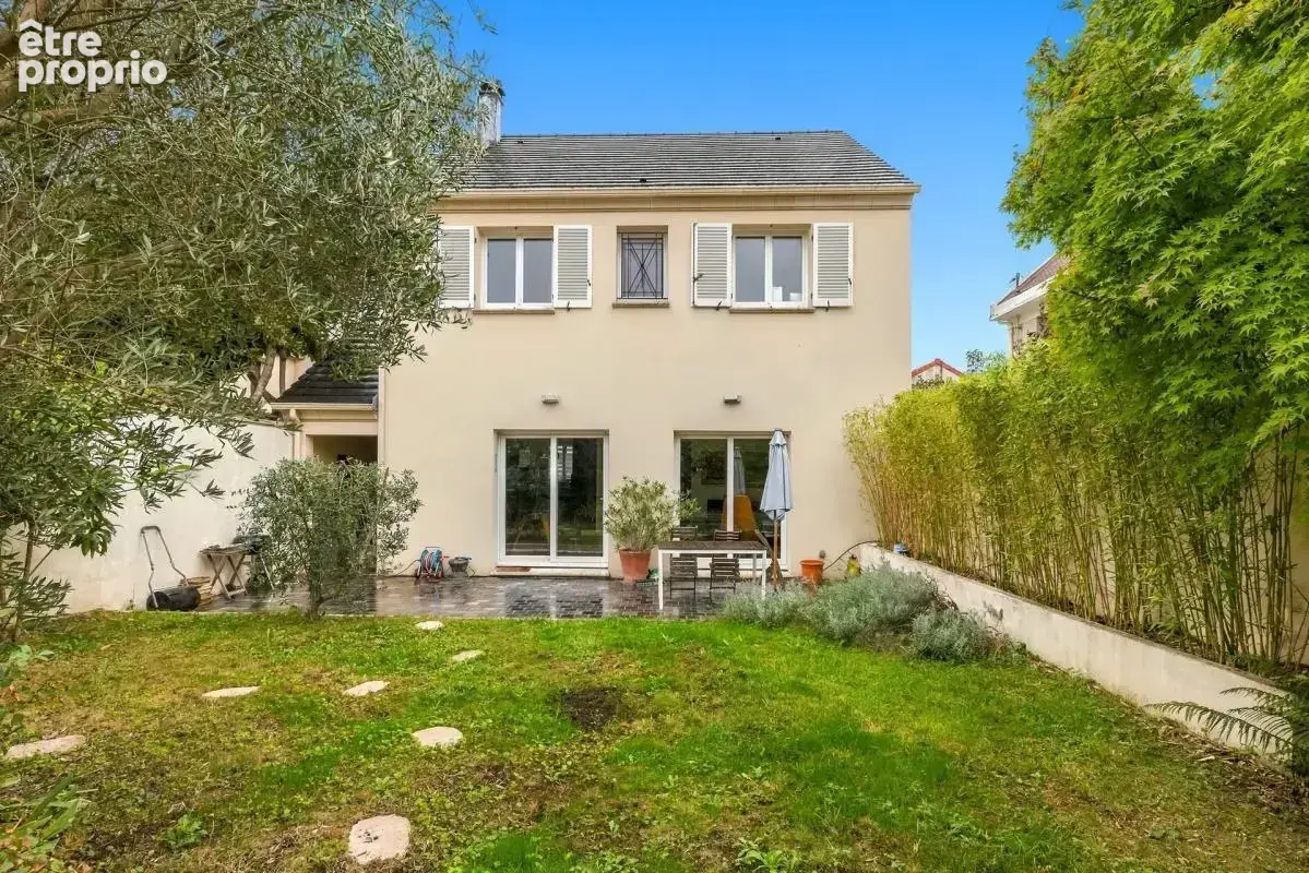 Agréable Maison de 7 pièces de 117 m² à Villejuif - photo 5