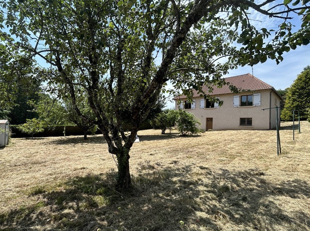 Maison à SEILHAC