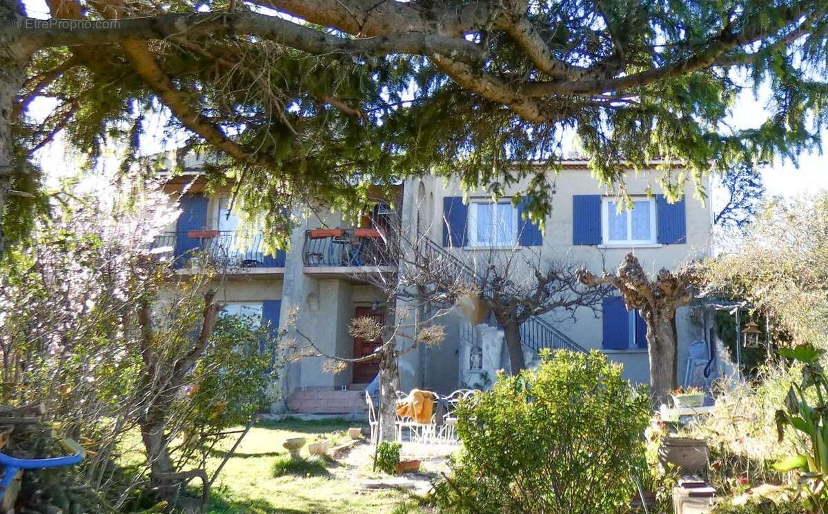 Maison à ROQUEMAURE