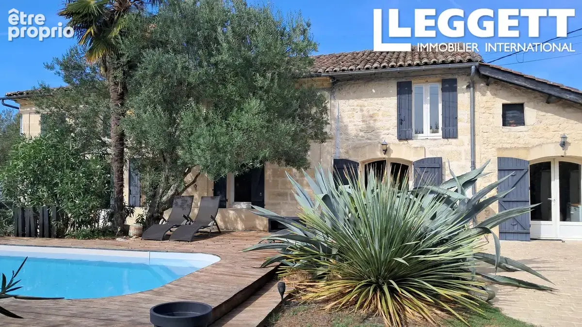 Charmante maison ancienne avec 5 chambres, jardin & piscine. Proche bourg de Prignac et Marcamps - photo 8