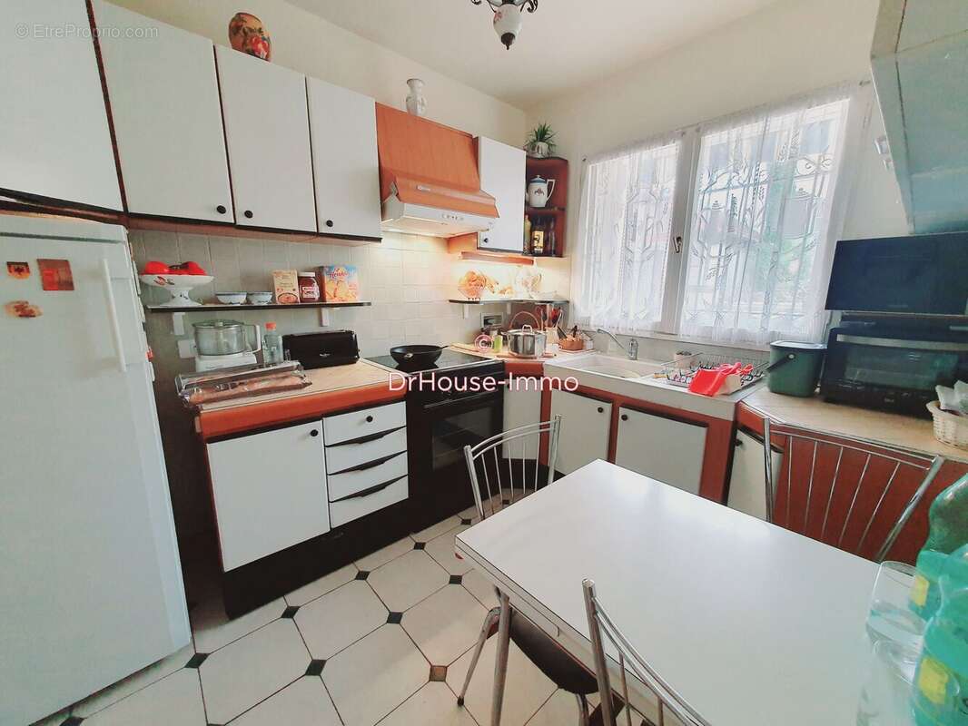 Maison à BOIS-COLOMBES