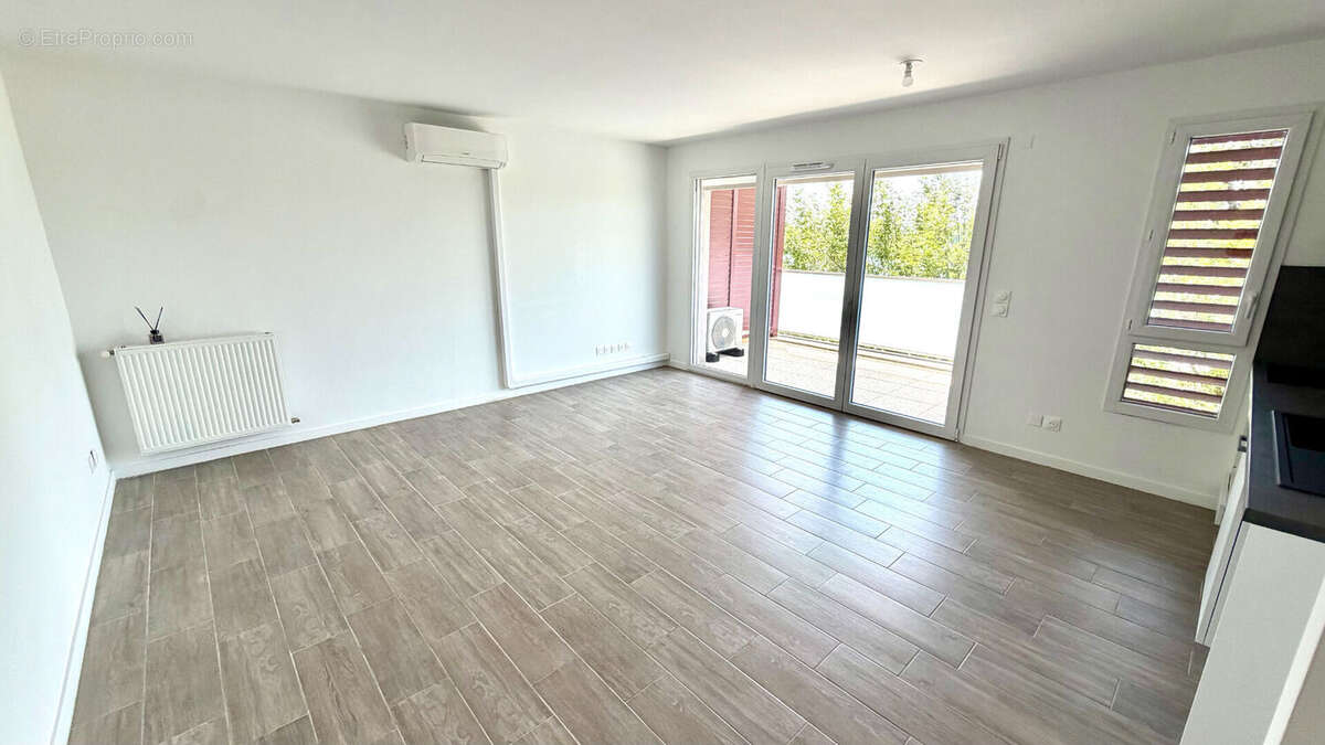 Appartement  résidentiel de type T2 avec terrasse et parking sécurisé en sous sol. - photo 4