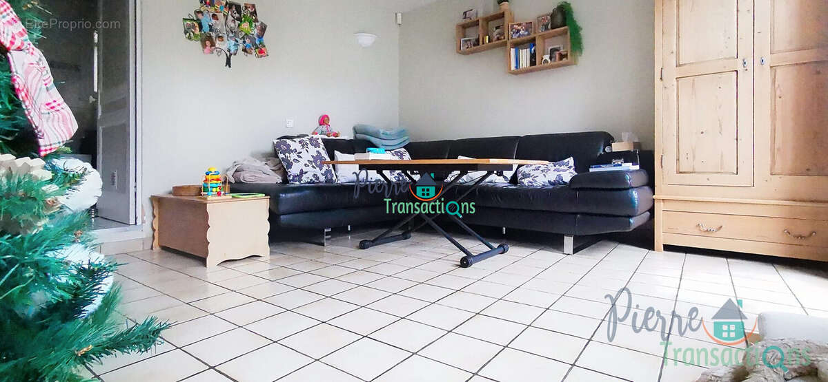 Maison à SAINT-LAURENT-DE-BREVEDENT