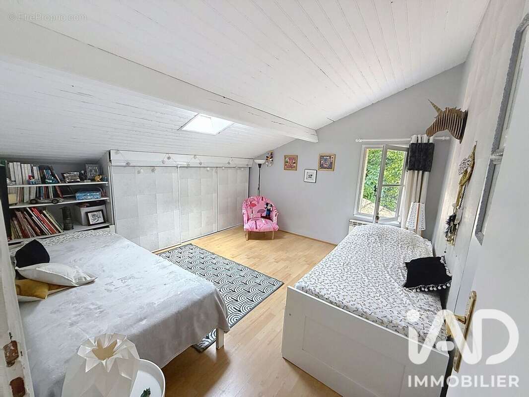 Maison 159 m² à Canejan  - photo 9