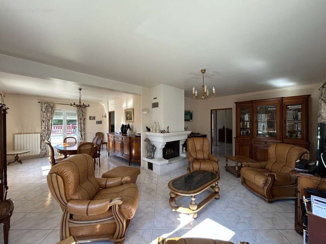 Maison à CHOISY-AU-BAC