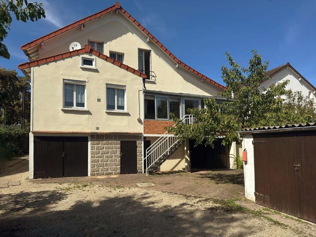 Maison à VILLEMOMBLE